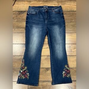 Oak & Vine High Rise Flare Leg Five Pockets Embroidered Jeans. Size 20